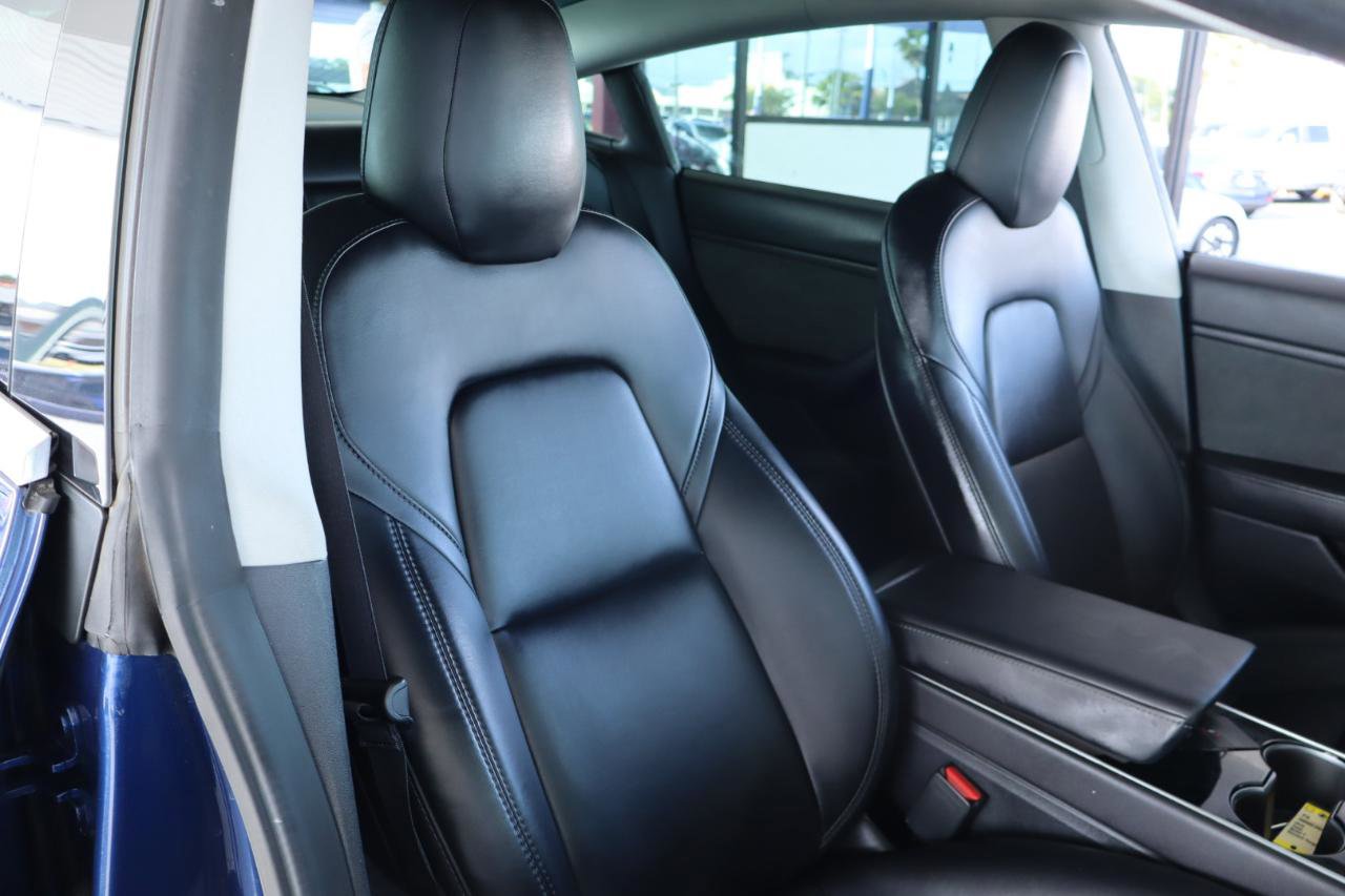 Used 2019 Tesla Model 3 Mid Range image 33