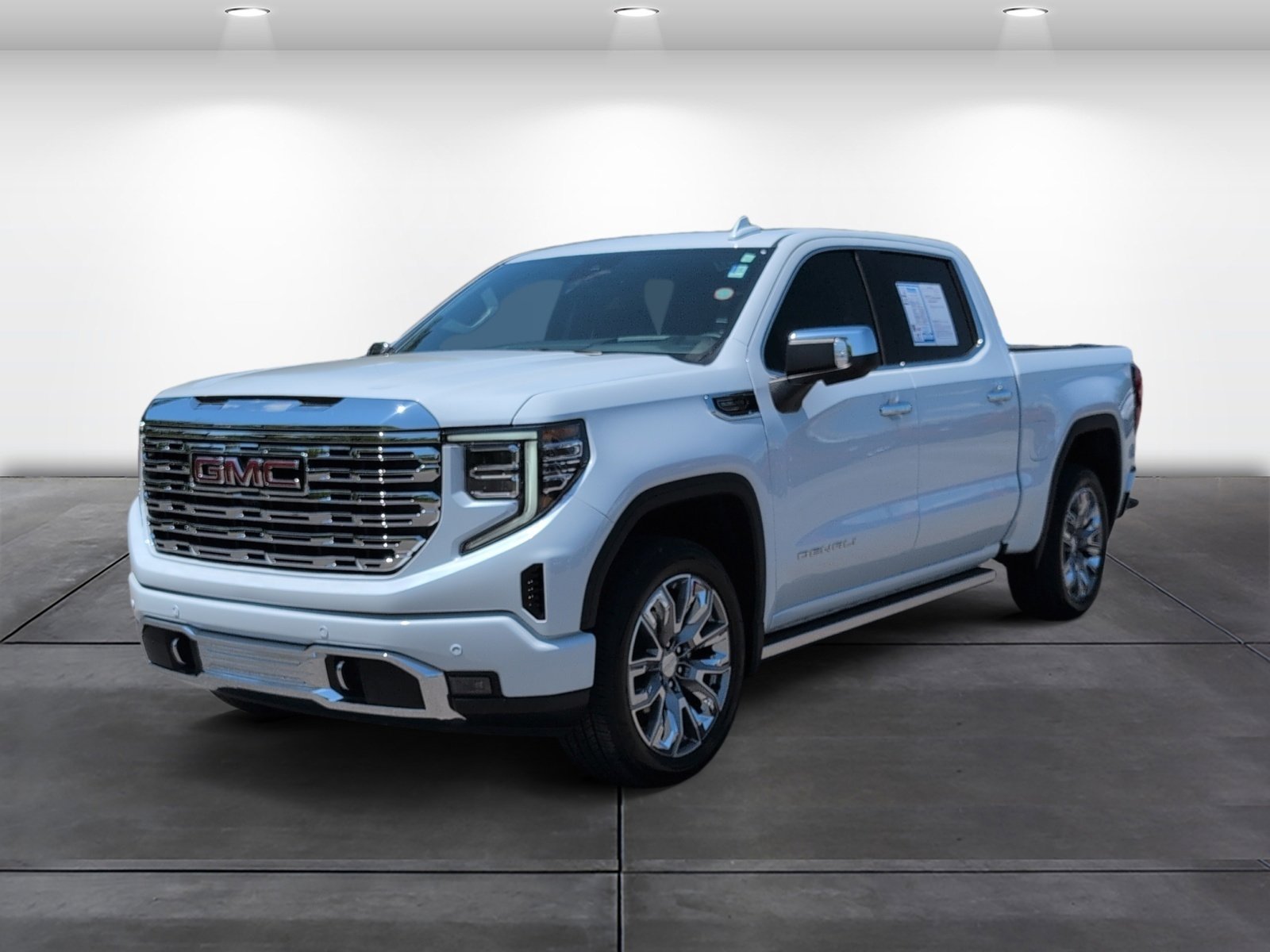 Used 2026 GMC Sierra 1500 Denali w/ Denali Reserve Package AWD/4WD image 4