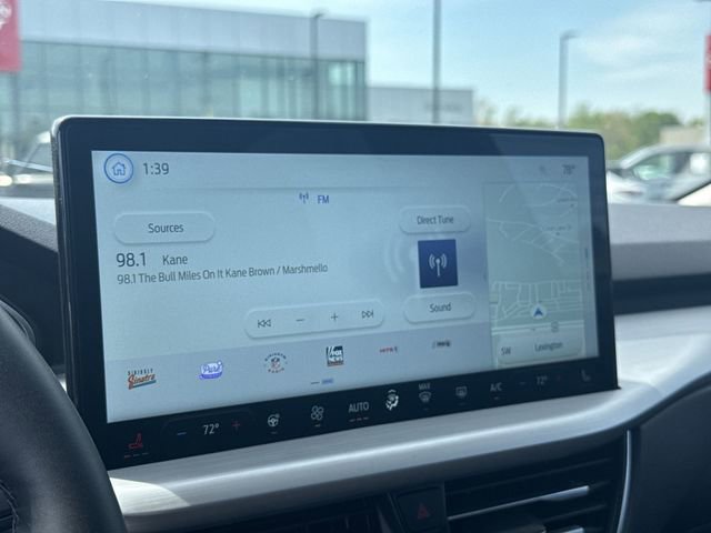 Used 2025 Ford Escape Platinum AWD/4WD image 16