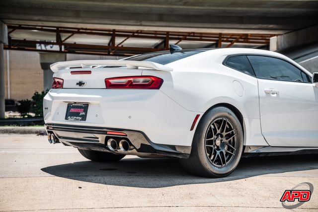 Used 2018 Chevrolet Camaro ZL1 RWD image 60