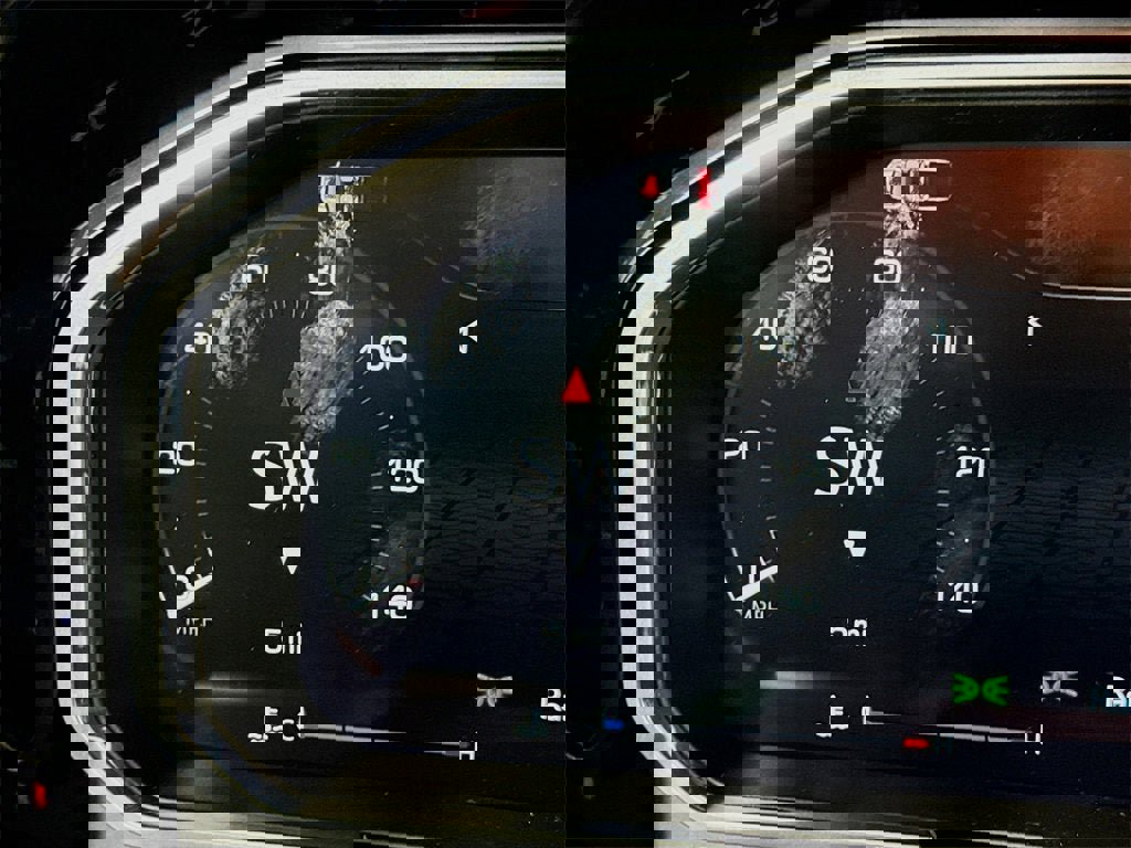 New 2026 GMC Sierra 1500 SLE w/ Preferred Package image 7