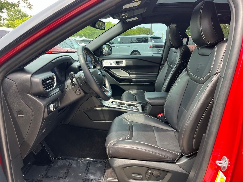 Certified 2022 Ford Explorer ST w/ Equipment Group 401A AWD/4WD image 25