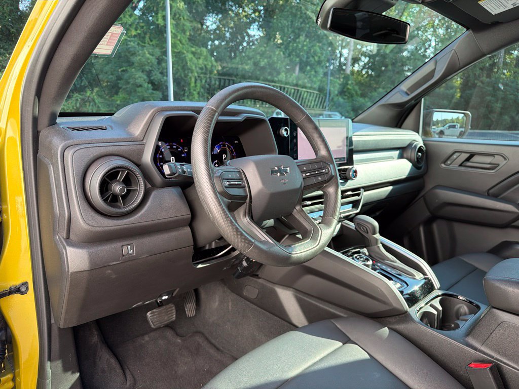 Used 2024 Chevrolet Colorado Trail Boss AWD/4WD image 43