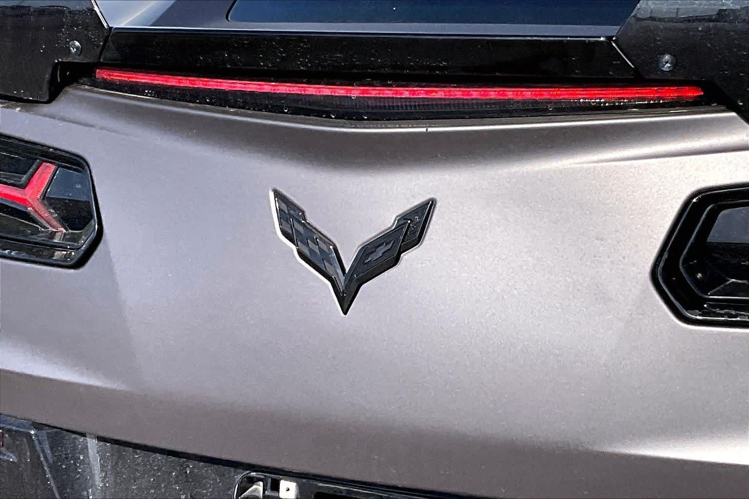 Used 2019 Chevrolet Corvette Stingray Coupe w/ 1LT RWD image 24