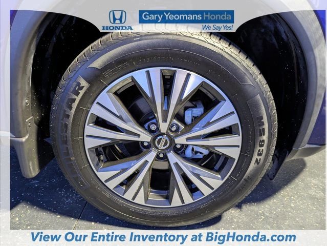 Used 2021 Nissan Rogue SV image 12