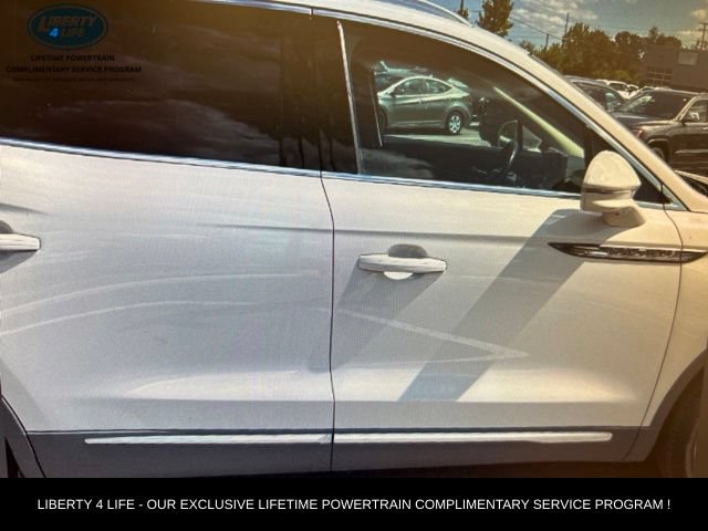 Used 2023 Lincoln Nautilus Reserve w/ Equipment Group 201A AWD/4WD image 11