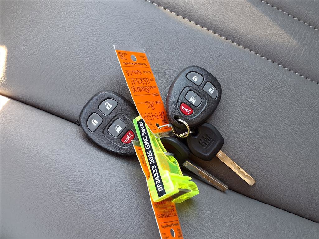 New 2025 GMC Savana 2500 Extended w/ Driver Convenience Package RWD image 11