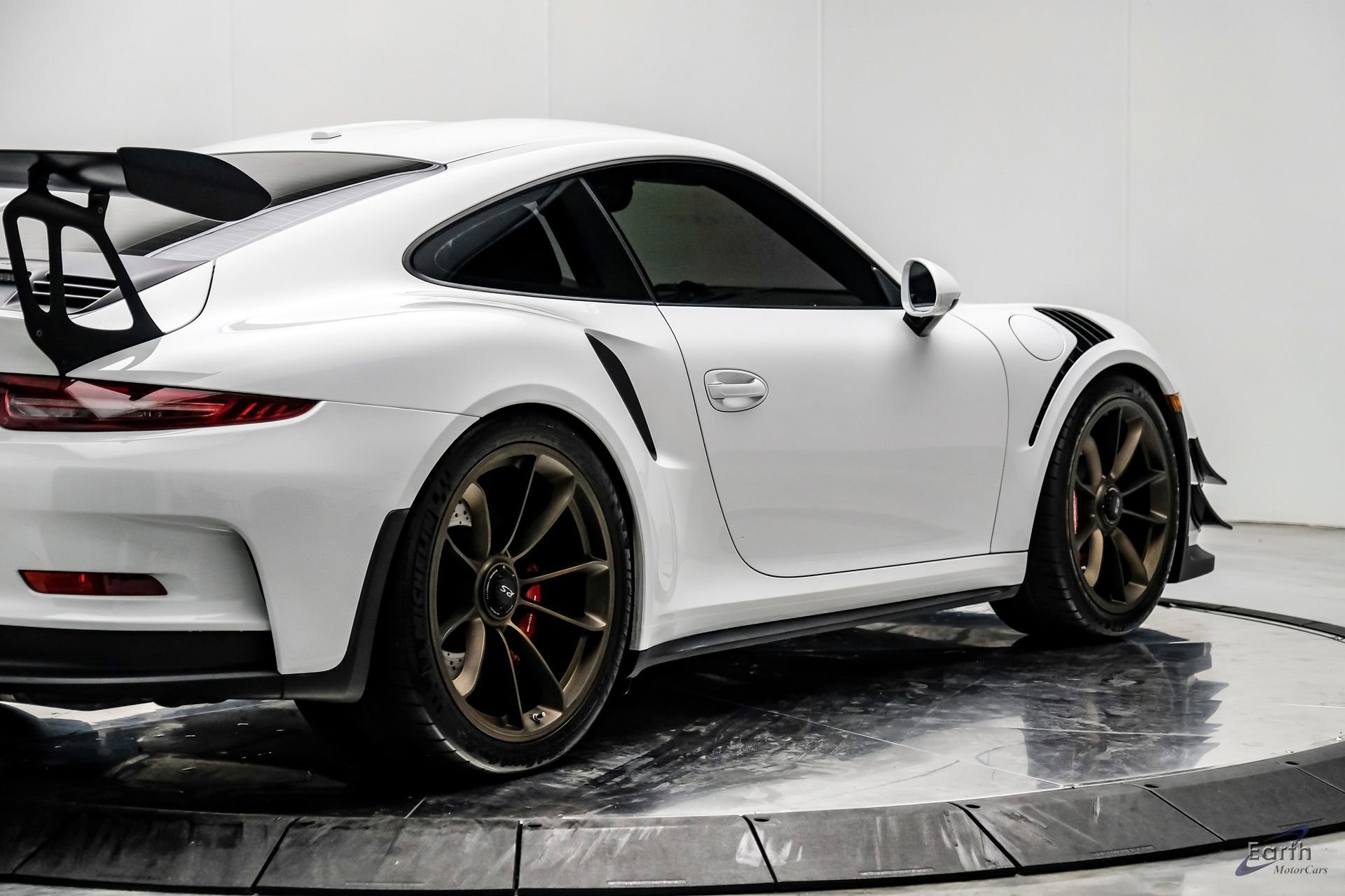 Used 2016 Porsche 911 GT3 RS image 26