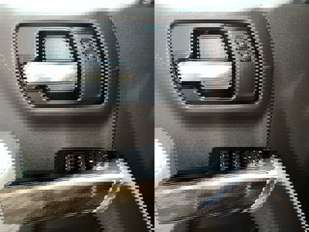 Used 2019 Chevrolet Silverado 1500 LT Trail Boss image 13