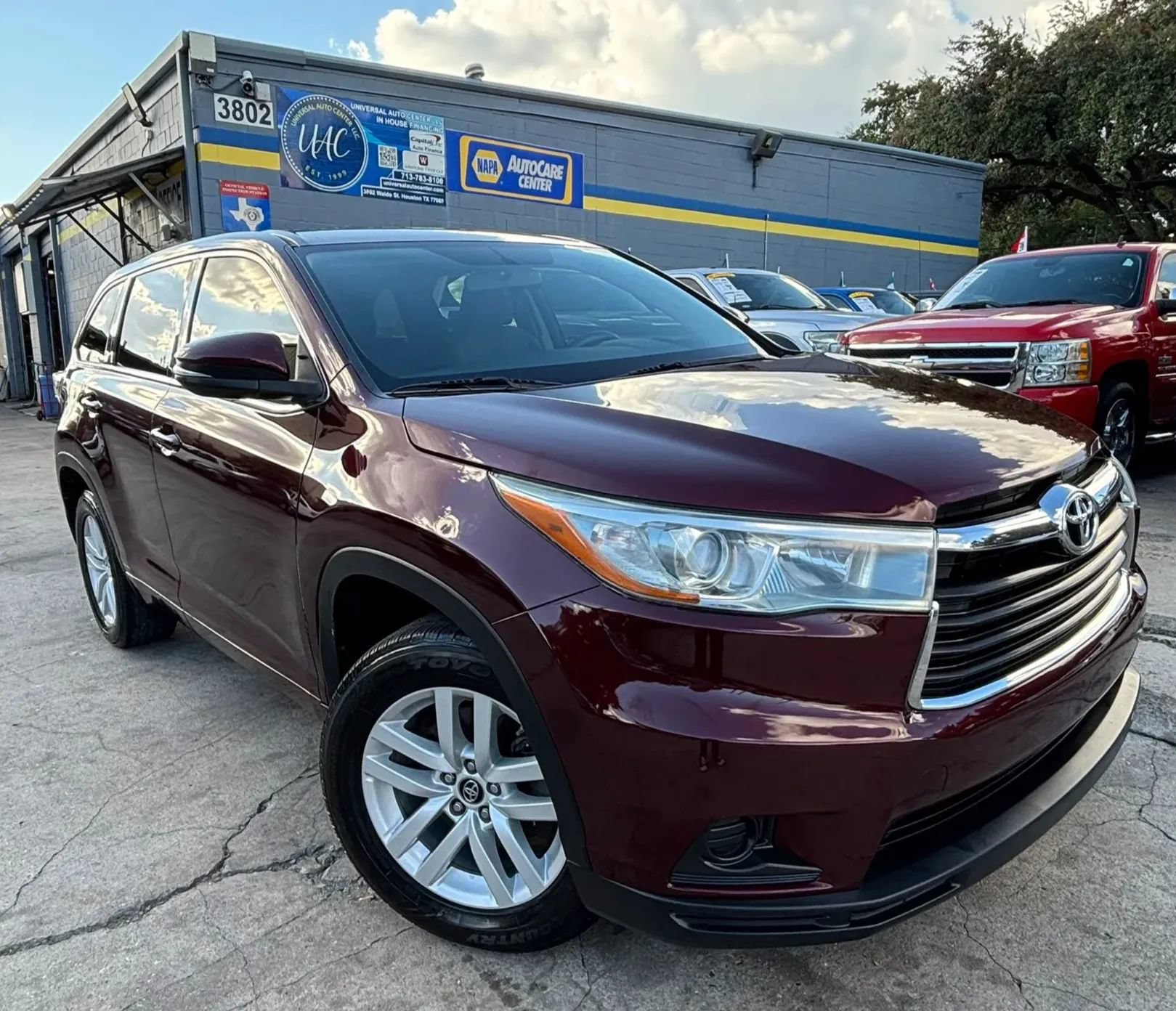 Used 2016 Toyota Highlander LE