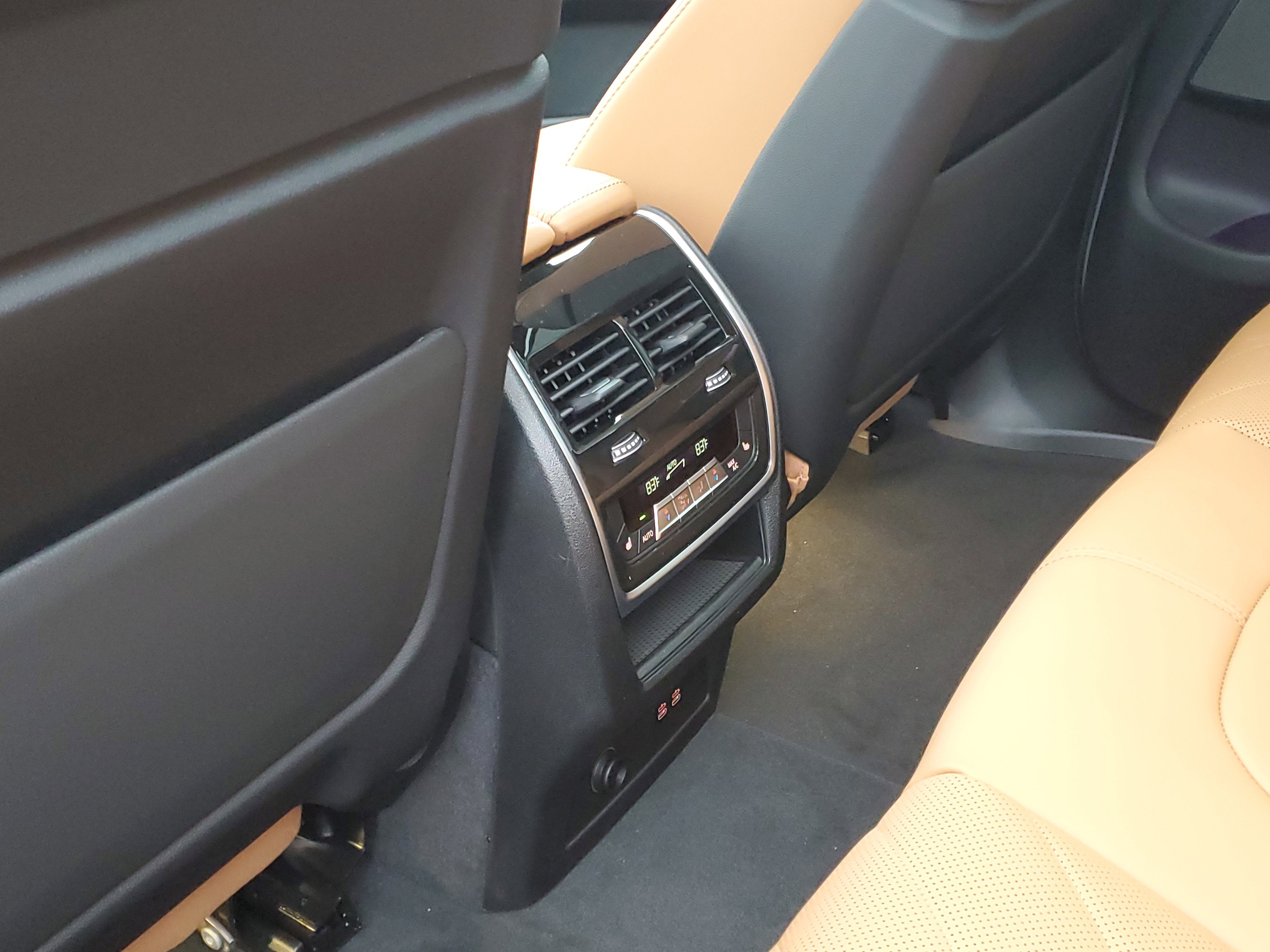 New 2026 BMW X5 xDrive40i w/ M Sport Package image 25