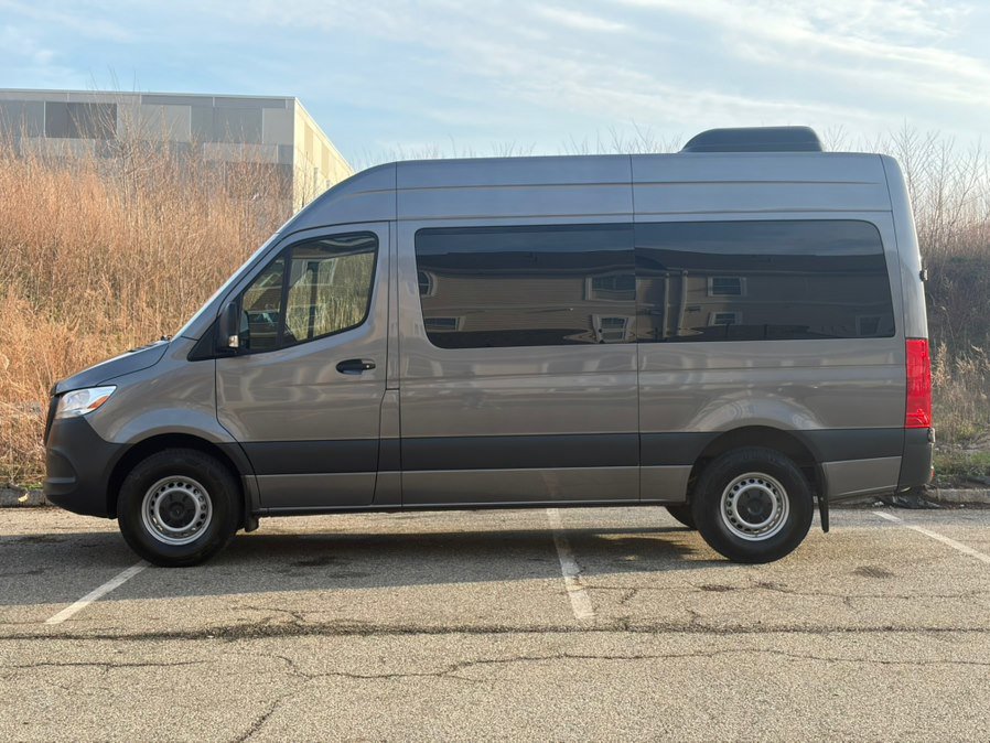 Used 2023 Mercedes-Benz Sprinter 2500 image 5