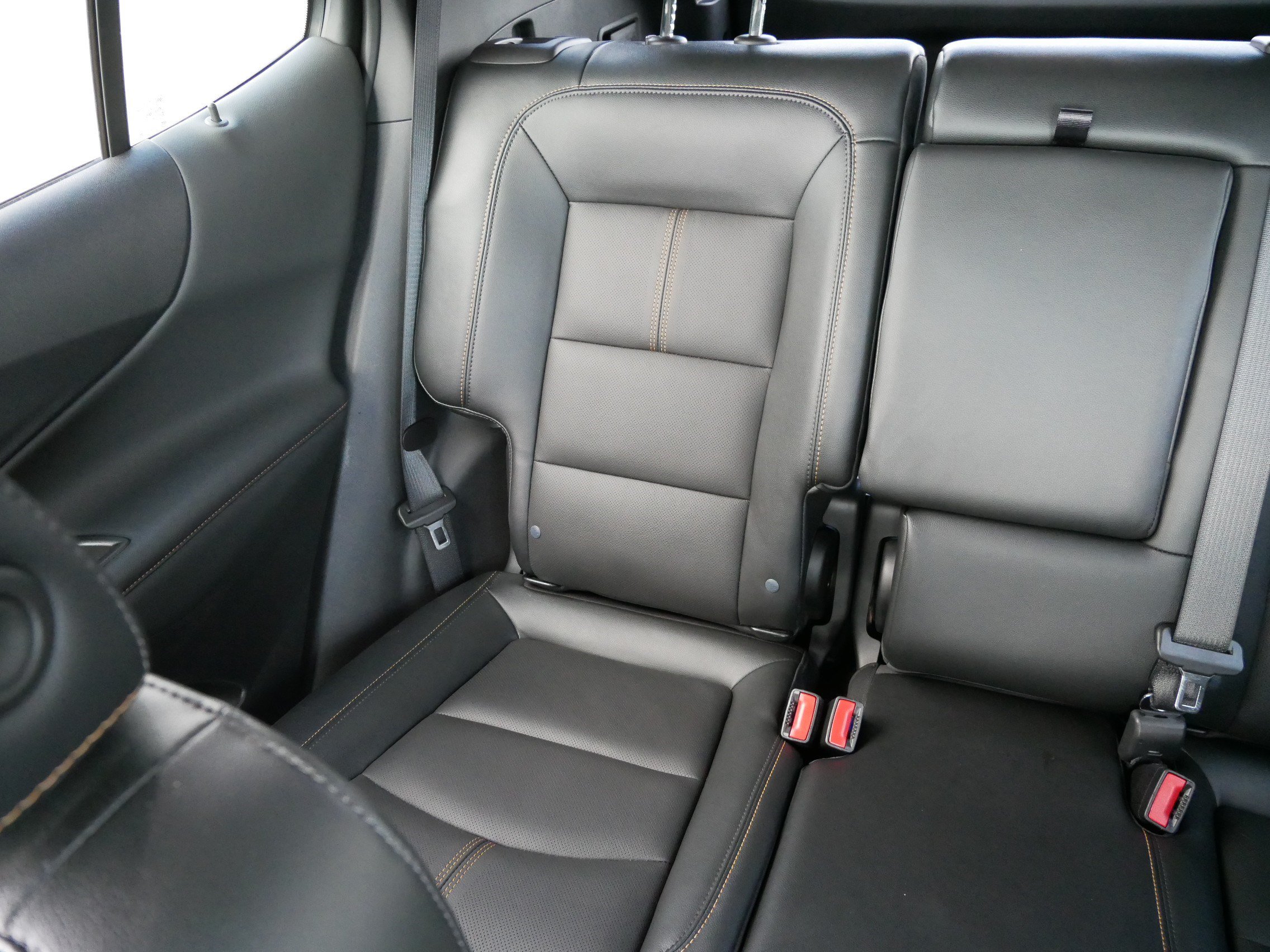 Used 2023 Chevrolet Equinox Premier AWD/4WD image 12
