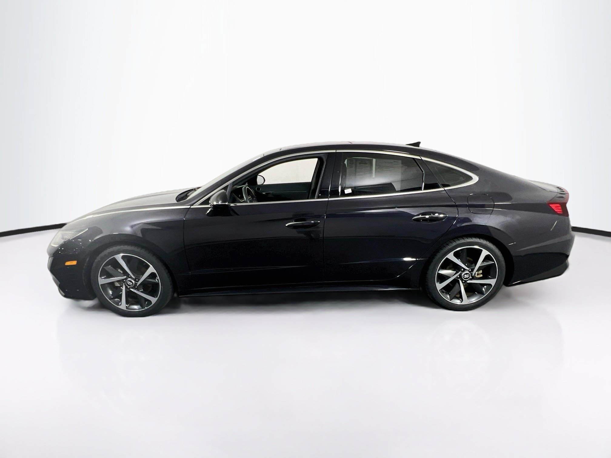 Used 2023 Hyundai Sonata SEL Plus w/ Cargo Package FWD image 8