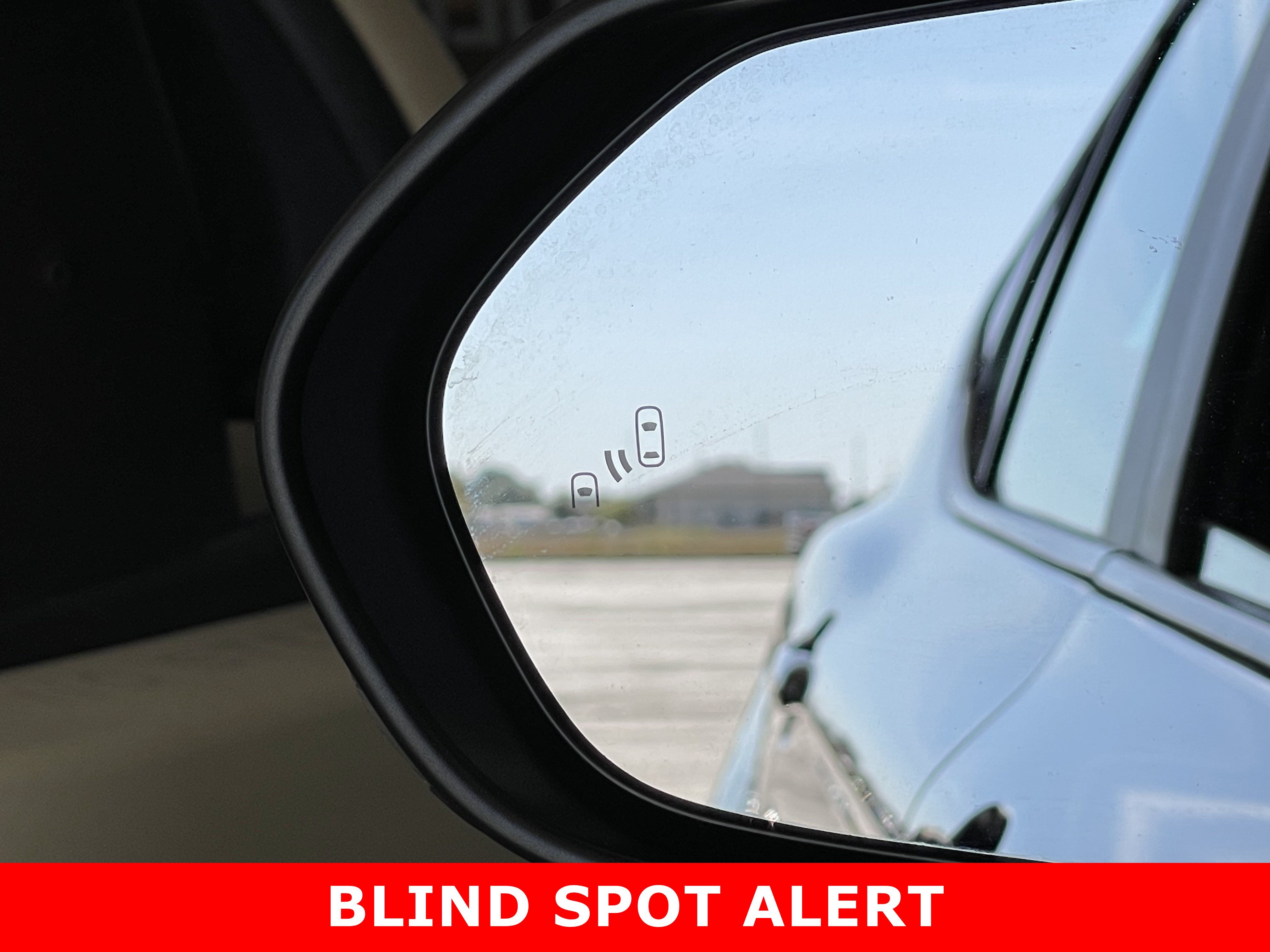 Used 2025 Toyota Camry SE FWD image 18