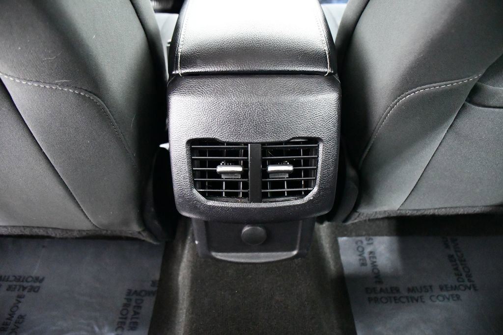 Used 2020 Ford Fusion SE image 20