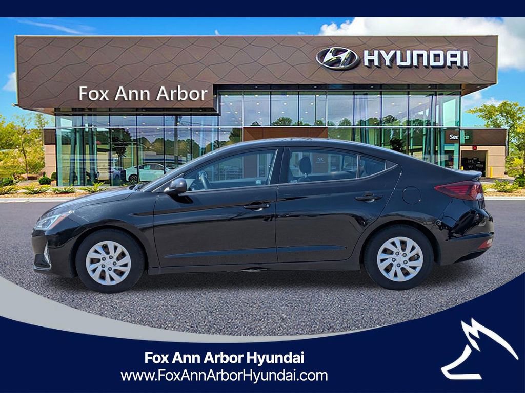 Used 2020 Hyundai Elantra SE w/ Convenience Package (C2) image 2