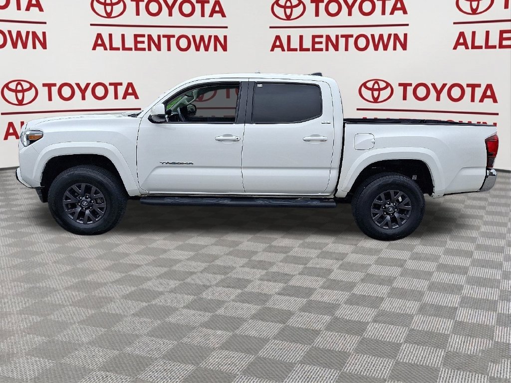 Used 2023 Toyota Tacoma SR5 AWD/4WD image 4