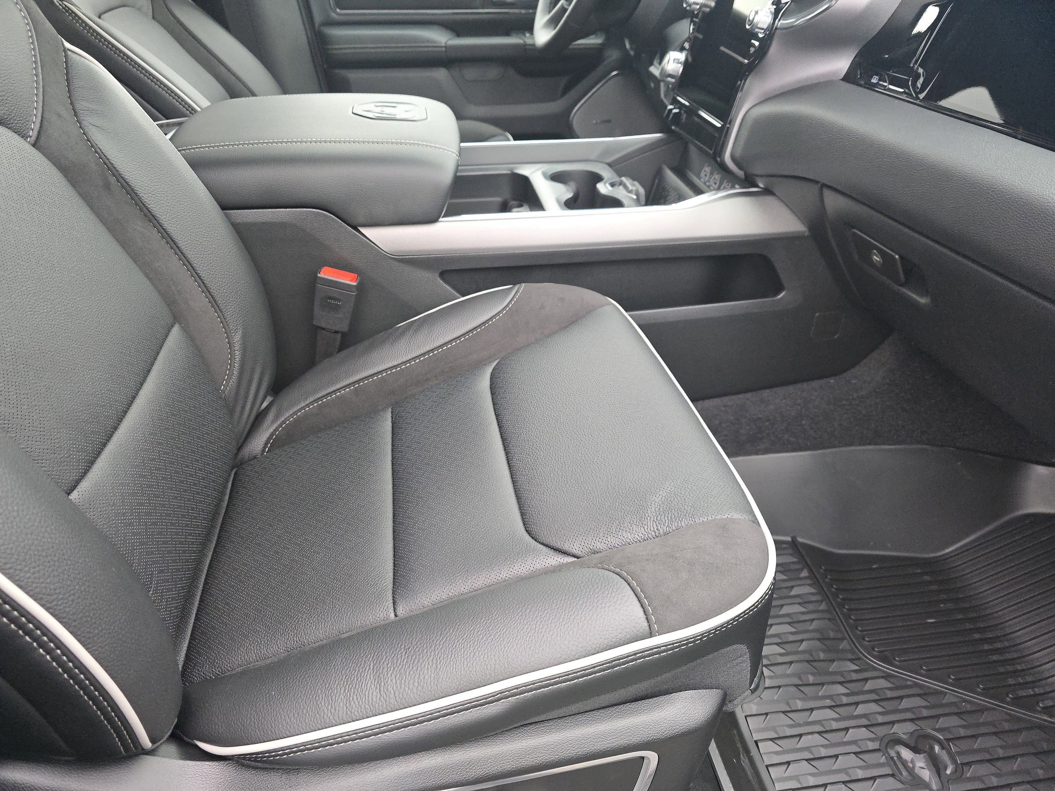 Used 2026 RAM 1500 Laramie image 26