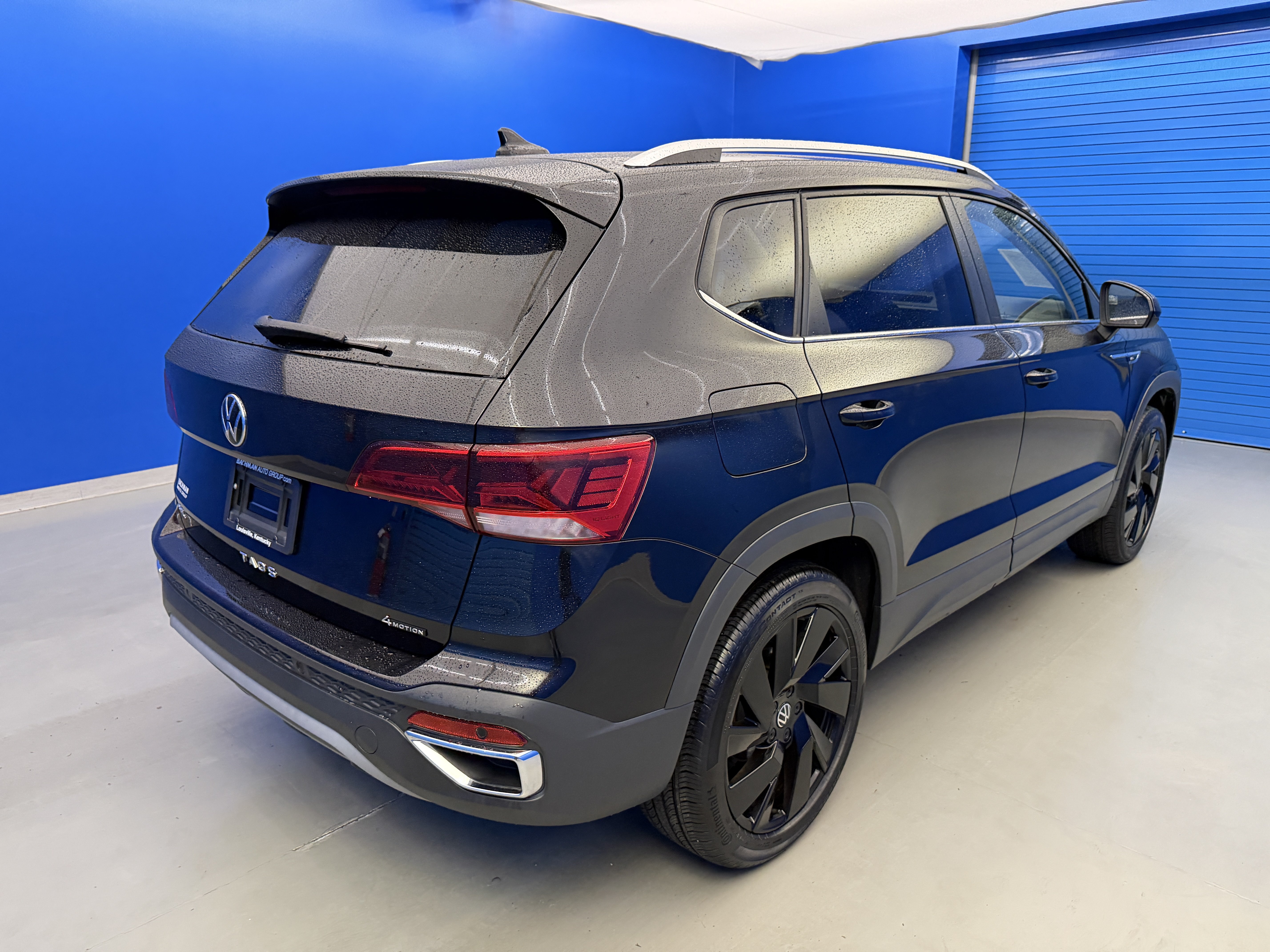 Used 2024 Volkswagen Taos SEL AWD/4WD image 7