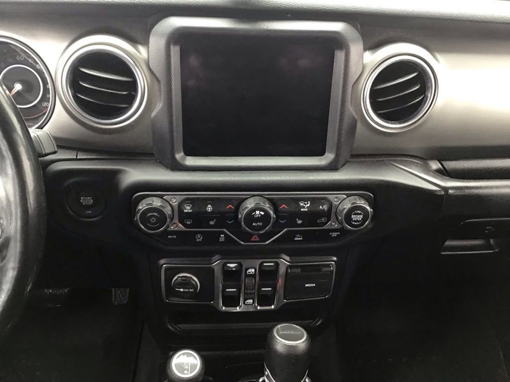 Used 2020 Jeep Gladiator Overland image 23