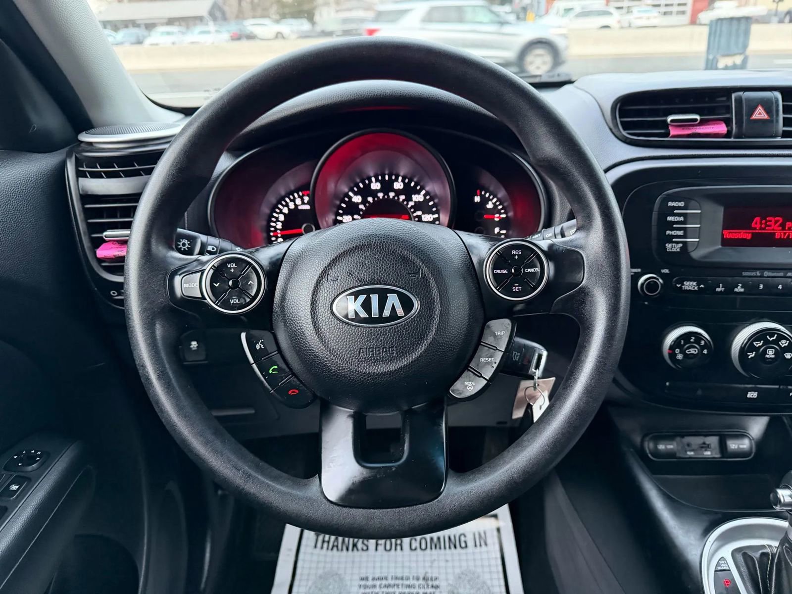 Used 2014 Kia Soul + FWD image 33