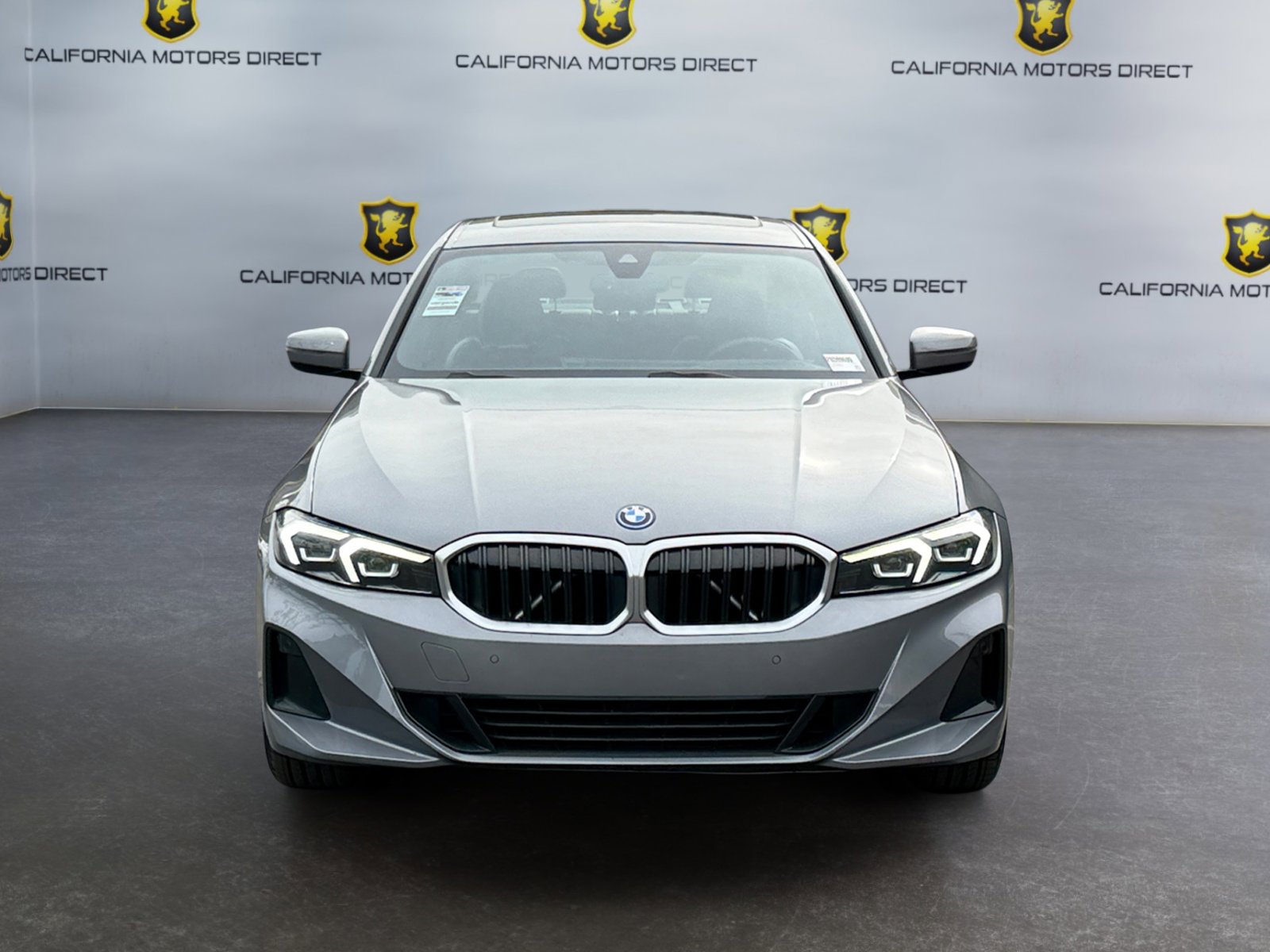 Used 2023 BMW 330e w/ Premium Package image 8
