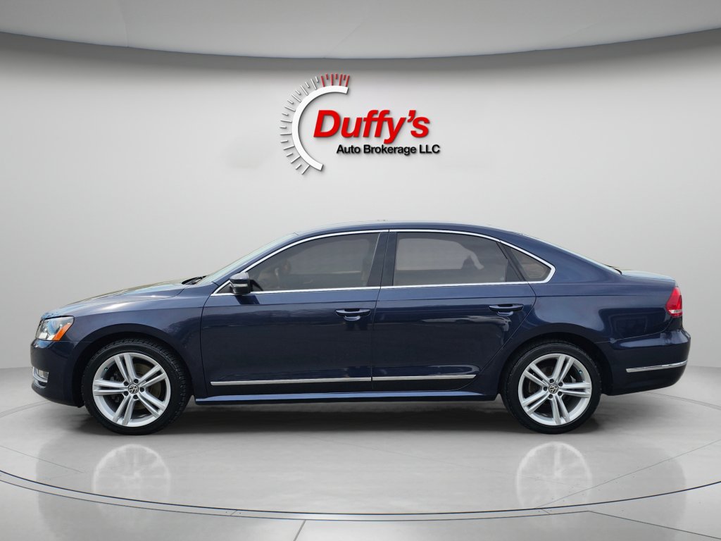 Used 2015 Volkswagen Passat TDI SEL Premium FWD image 13