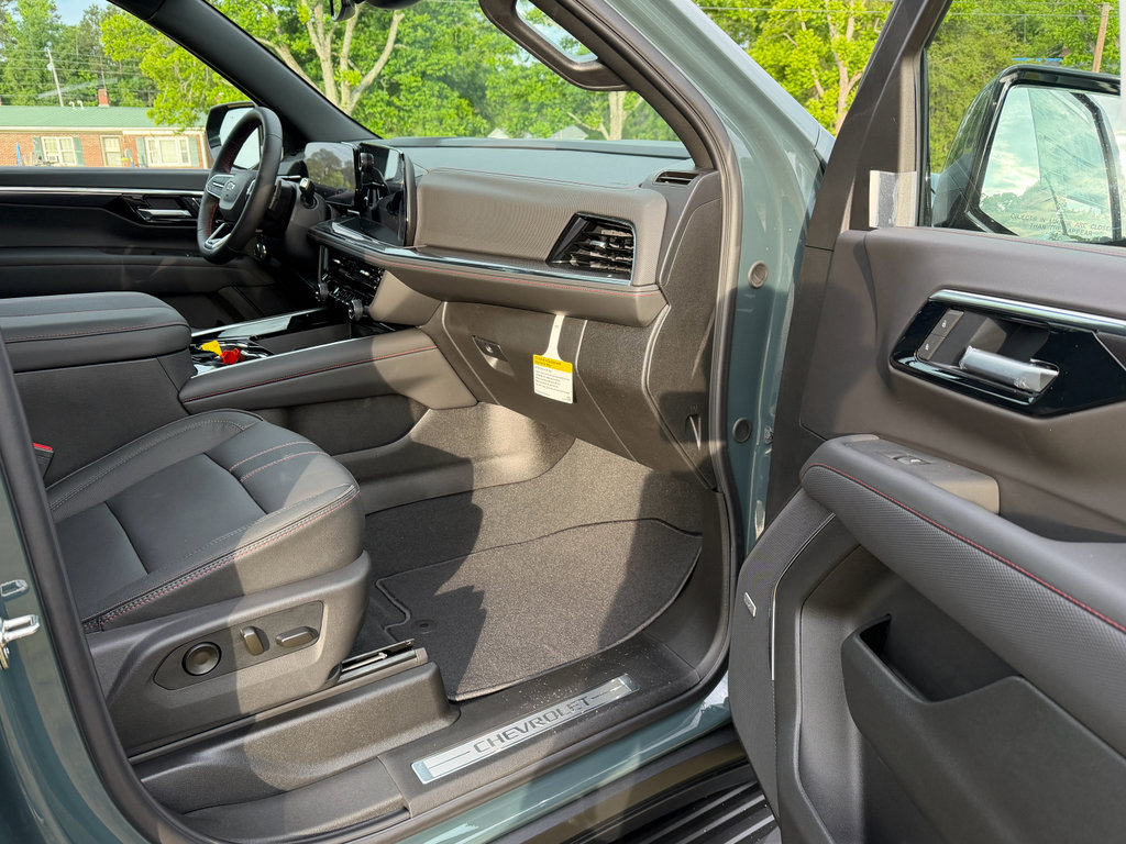 New 2026 Chevrolet Tahoe RST w/ Comfort Package AWD/4WD image 24
