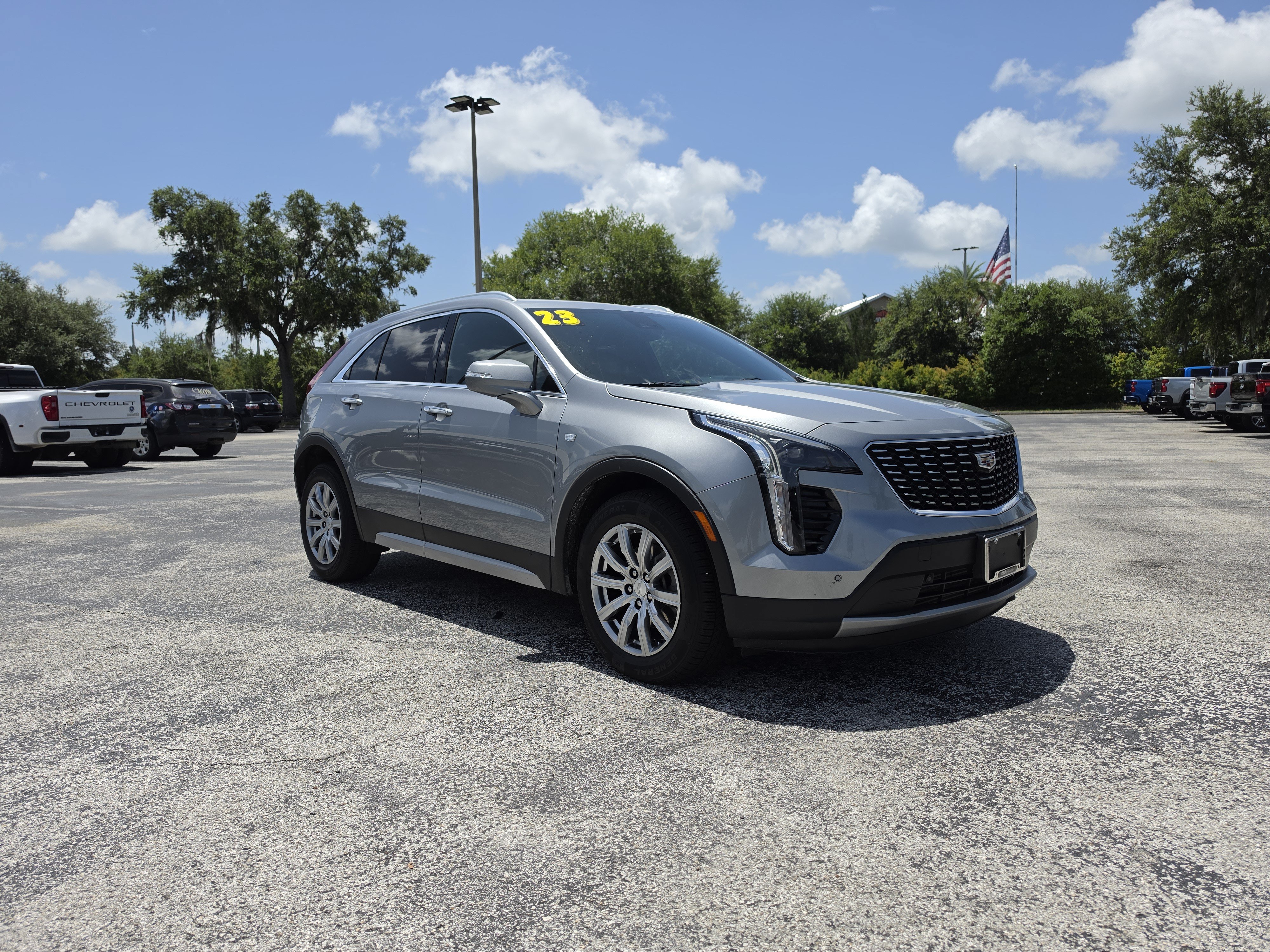 Used 2023 Cadillac XT4 Premium Luxury w/ Cold Weather Package AWD/4WD image 1