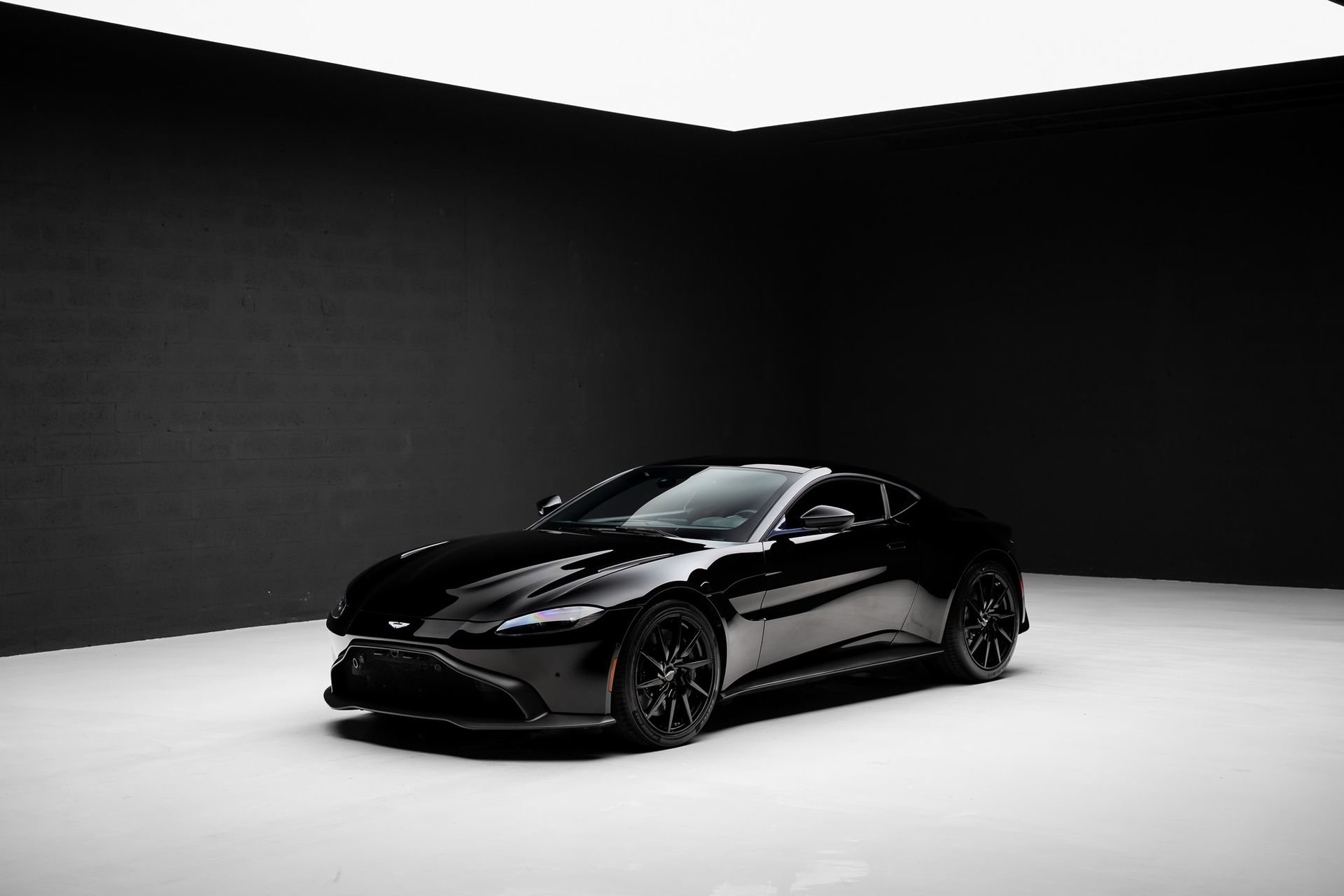 Used 2020 Aston Martin V8 Vantage Coupe RWD image 4