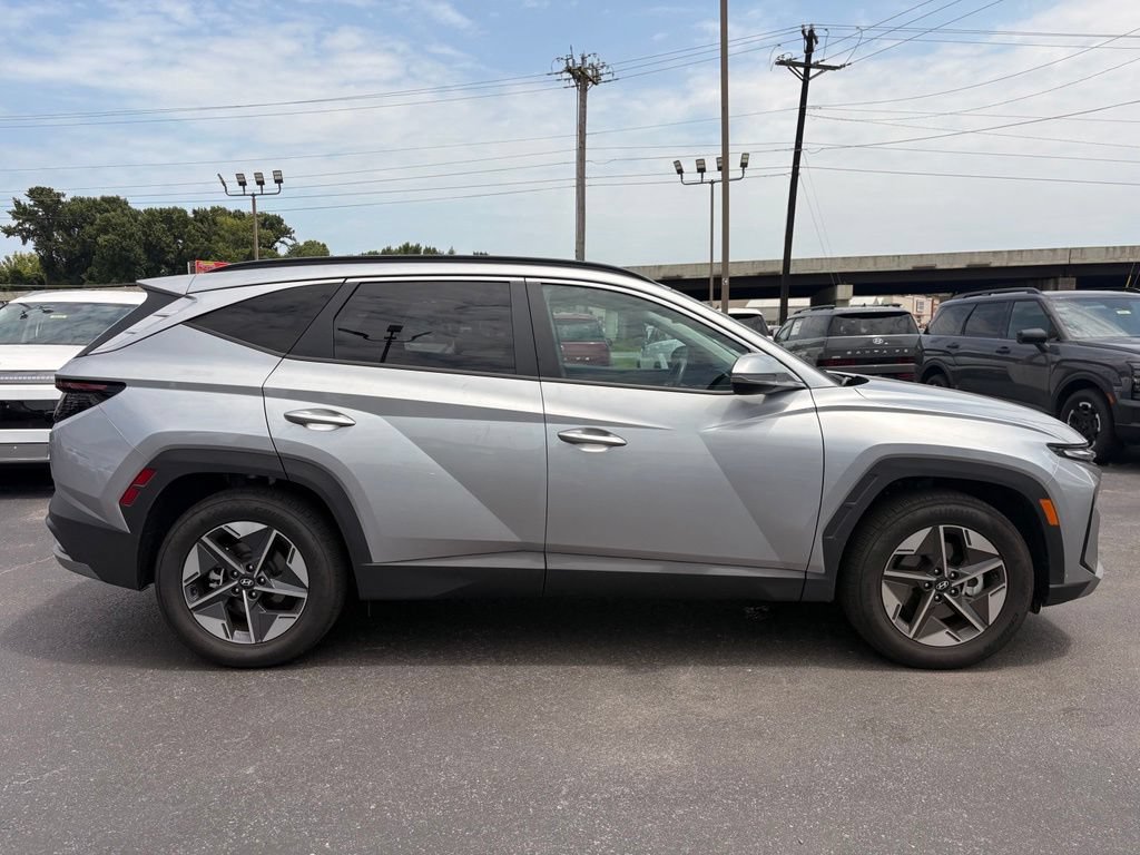 New 2026 Hyundai Tucson SEL FWD image 9