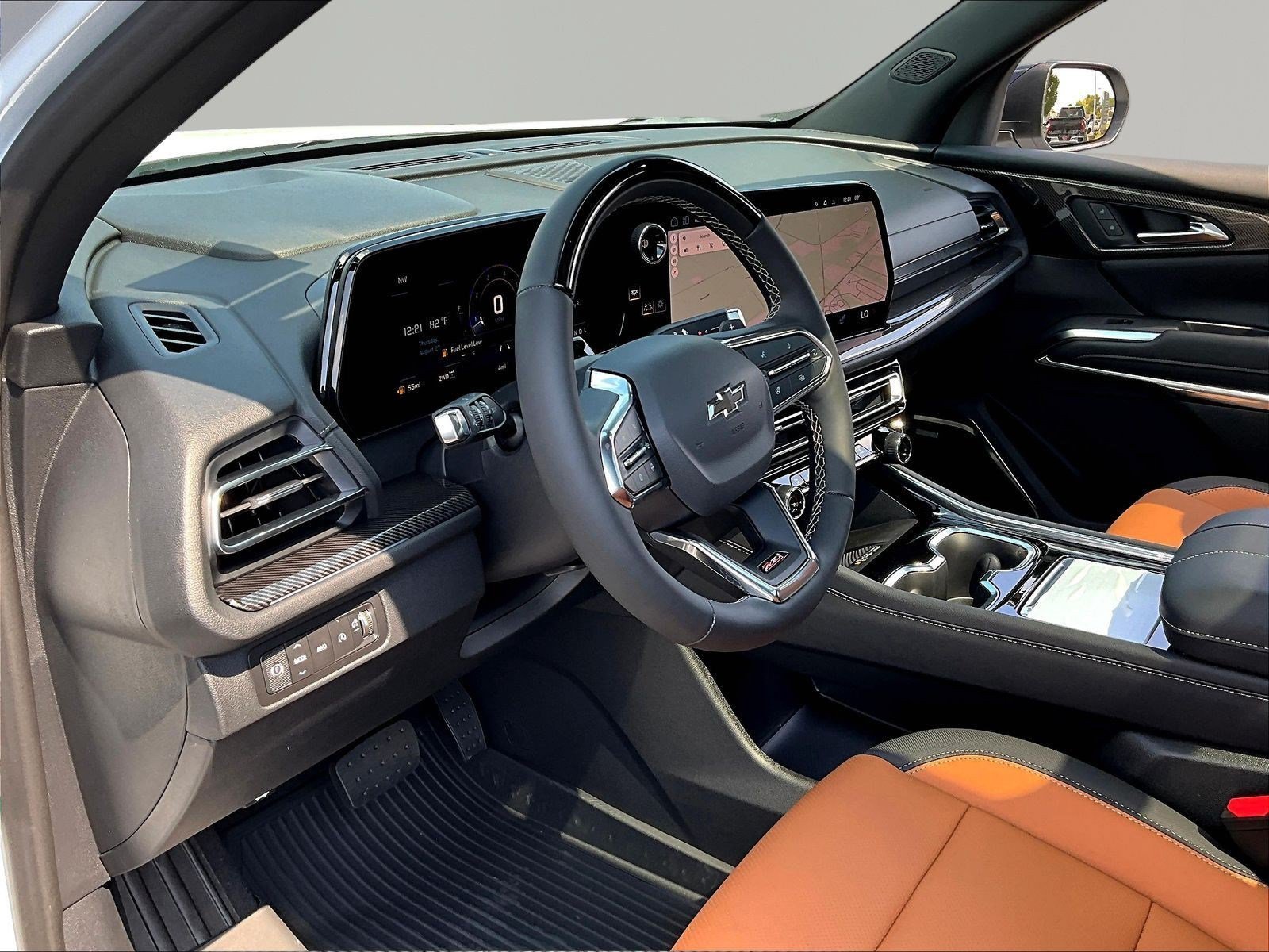 New 2027 Chevrolet Traverse Z71 w/ Enhanced Driving Package AWD/4WD image 16