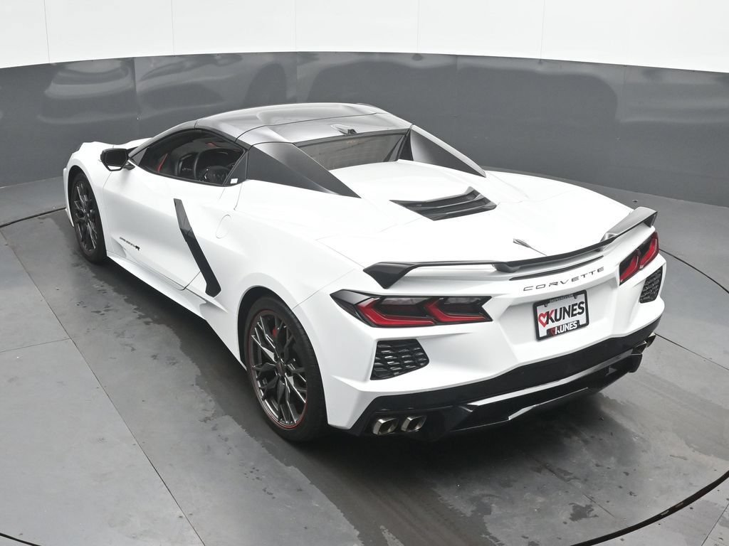 Used 2023 Chevrolet Corvette Stingray Premium Conv w/ Z51 Performance Package RWD image 40