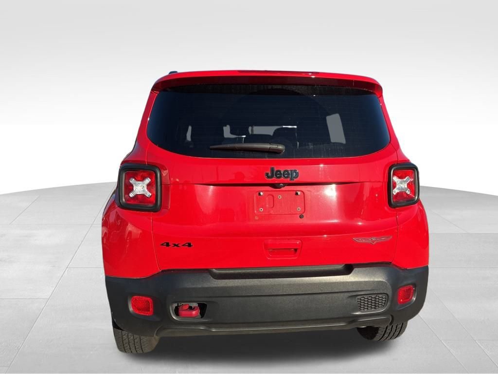 Used 2023 Jeep Renegade Trailhawk w/ Sun/Sound Group image 2