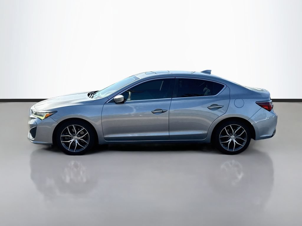 Used 2019 Acura ILX FWD image 4