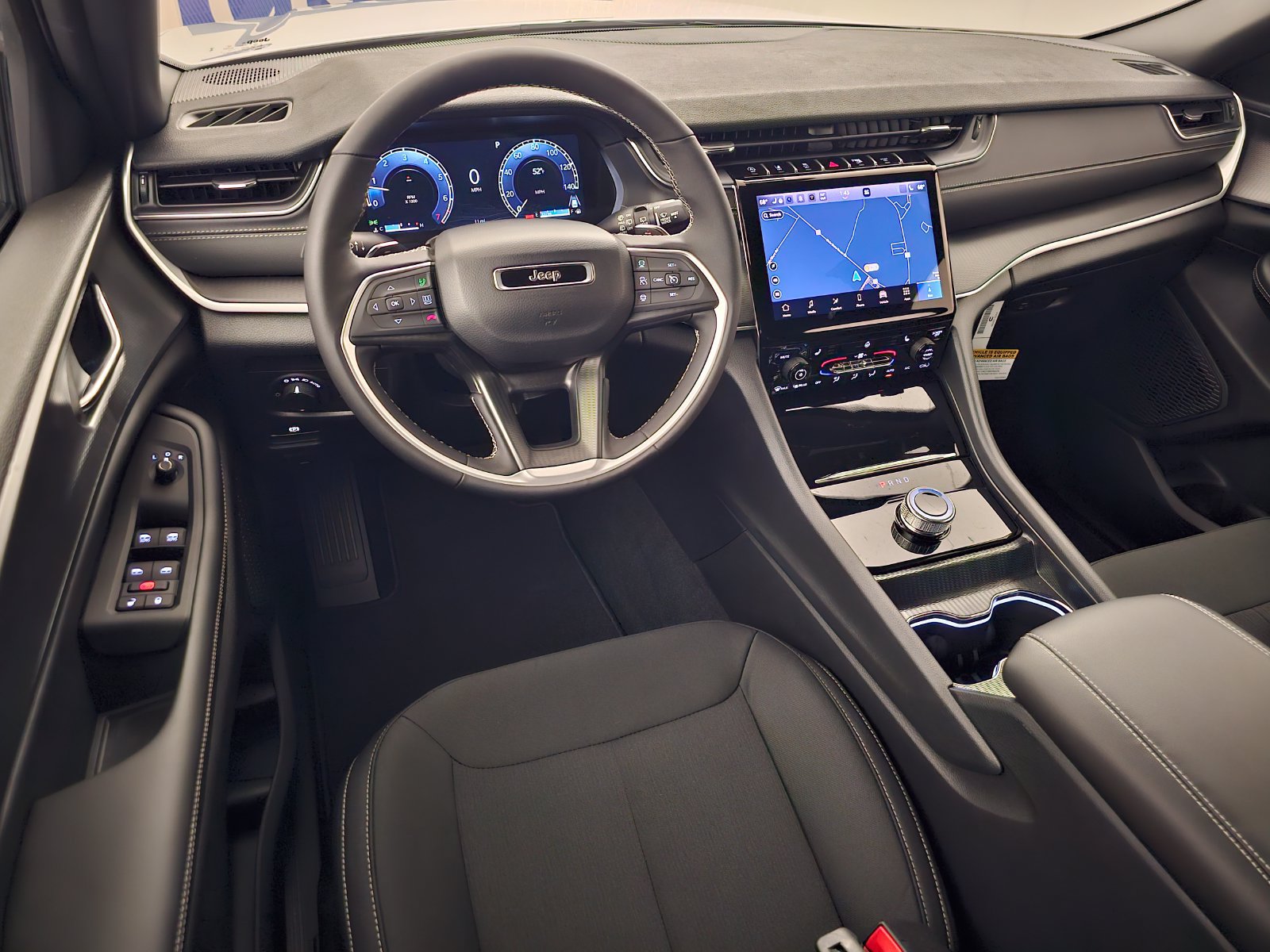 New 2027 Jeep Grand Cherokee Laredo X AWD/4WD image 6