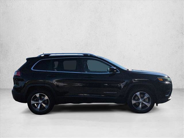 Used 2019 Jeep Cherokee Limited image 4