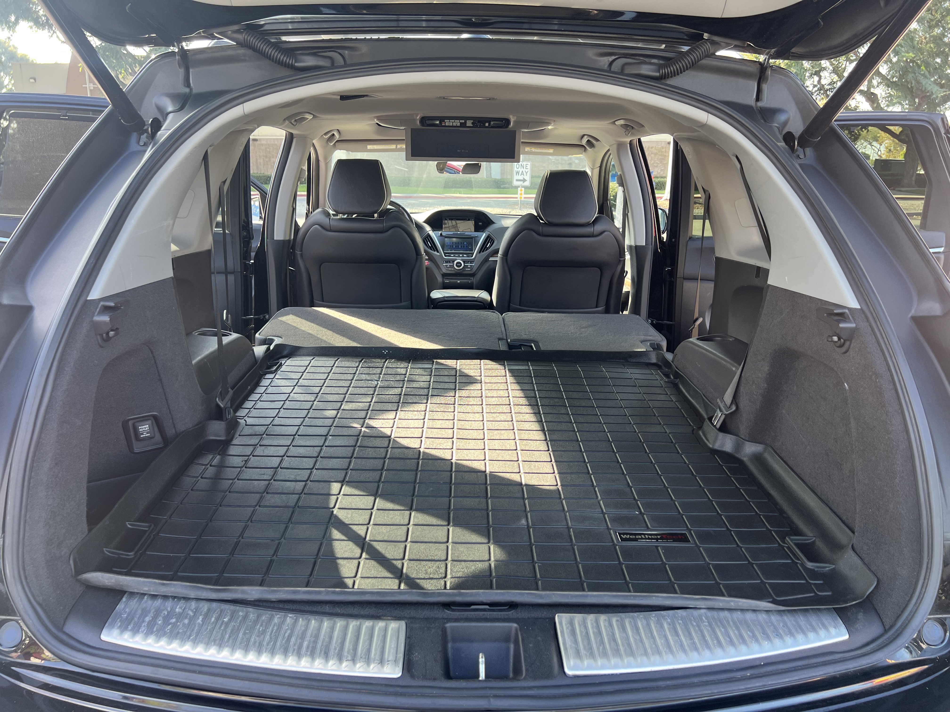 Used 2017 Acura MDX SH-AWD image 37