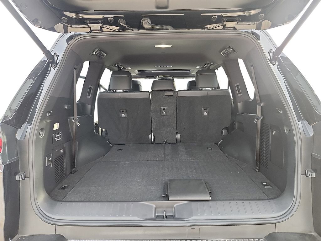 Used 2025 Lexus LX 600 4WD w/ Luxury Package image 29