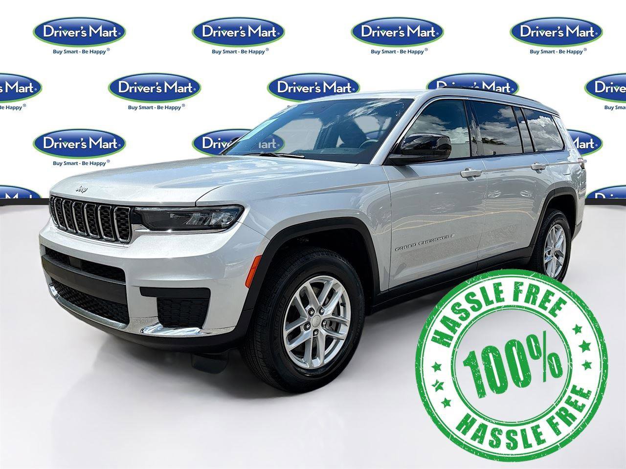 Used 2024 Jeep Grand Cherokee L Laredo image 3