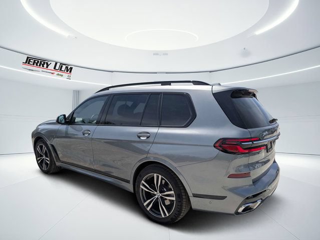 Used 2023 BMW X7 xDrive40i w/ Executive Package AWD/4WD image 5