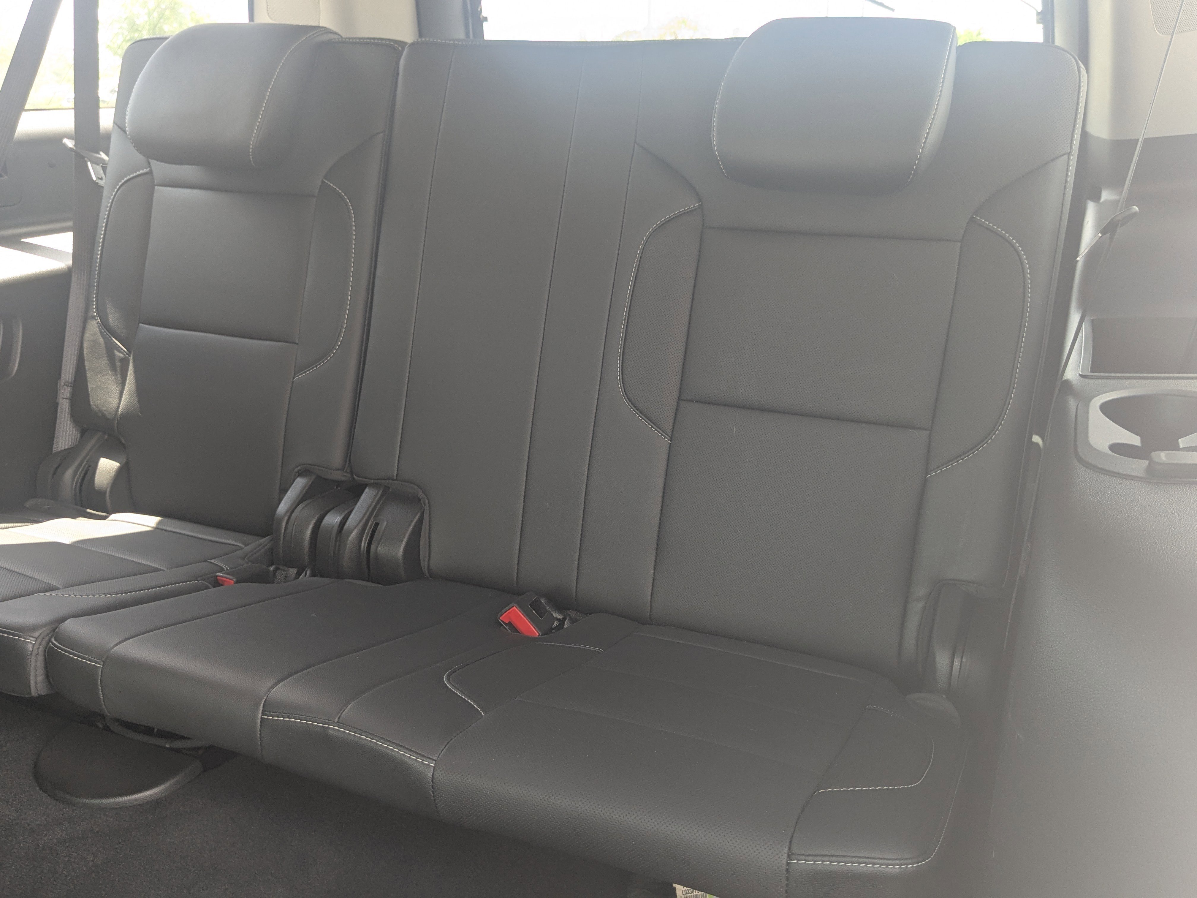 Used 2020 Chevrolet Suburban Premier image 18