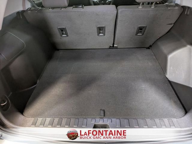 Used 2023 GMC Terrain SLE w/ Driver Convenience Package image 26