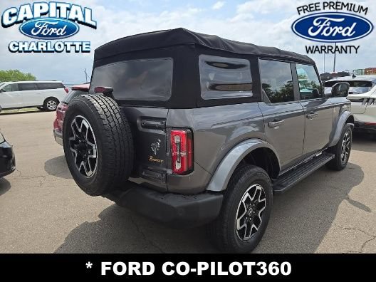 Used 2022 Ford Bronco Outer Banks AWD/4WD image 5