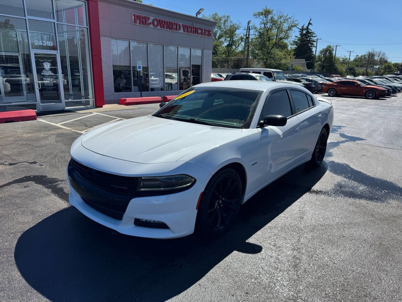 Used 2017 Dodge Charger R/T w/ Blacktop Package