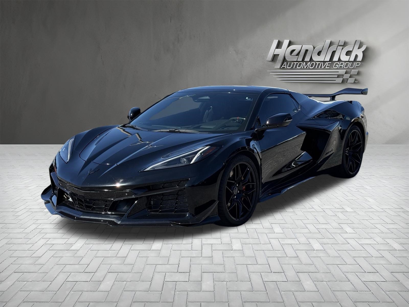 Used 2024 Chevrolet Corvette Z06 w/ Stealth Interior Trim Package RWD image 5