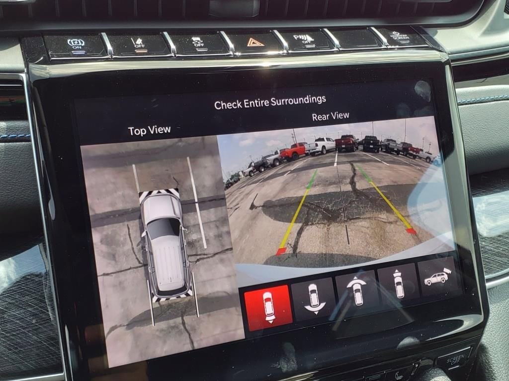 New 2023 Jeep Grand Cherokee Trailhawk w/ Advanced Protech Group II image 5