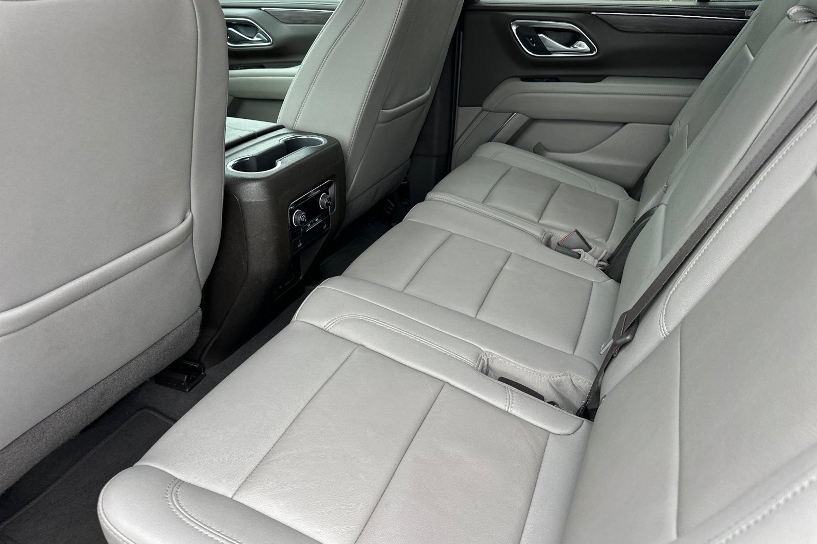 Used 2024 Chevrolet Tahoe LT AWD/4WD image 12
