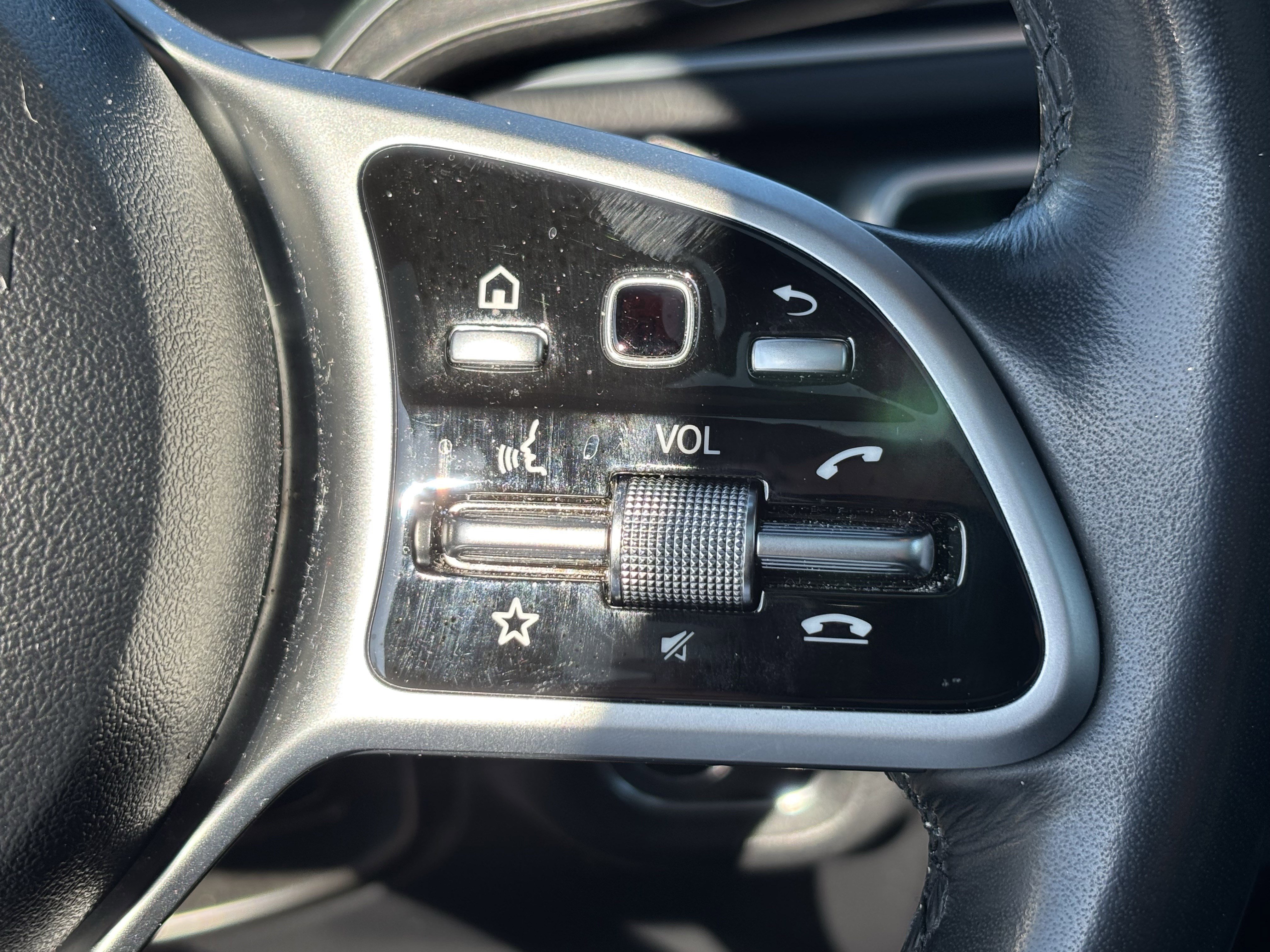 Used 2021 Mercedes-Benz GLS 580 4MATIC image 20